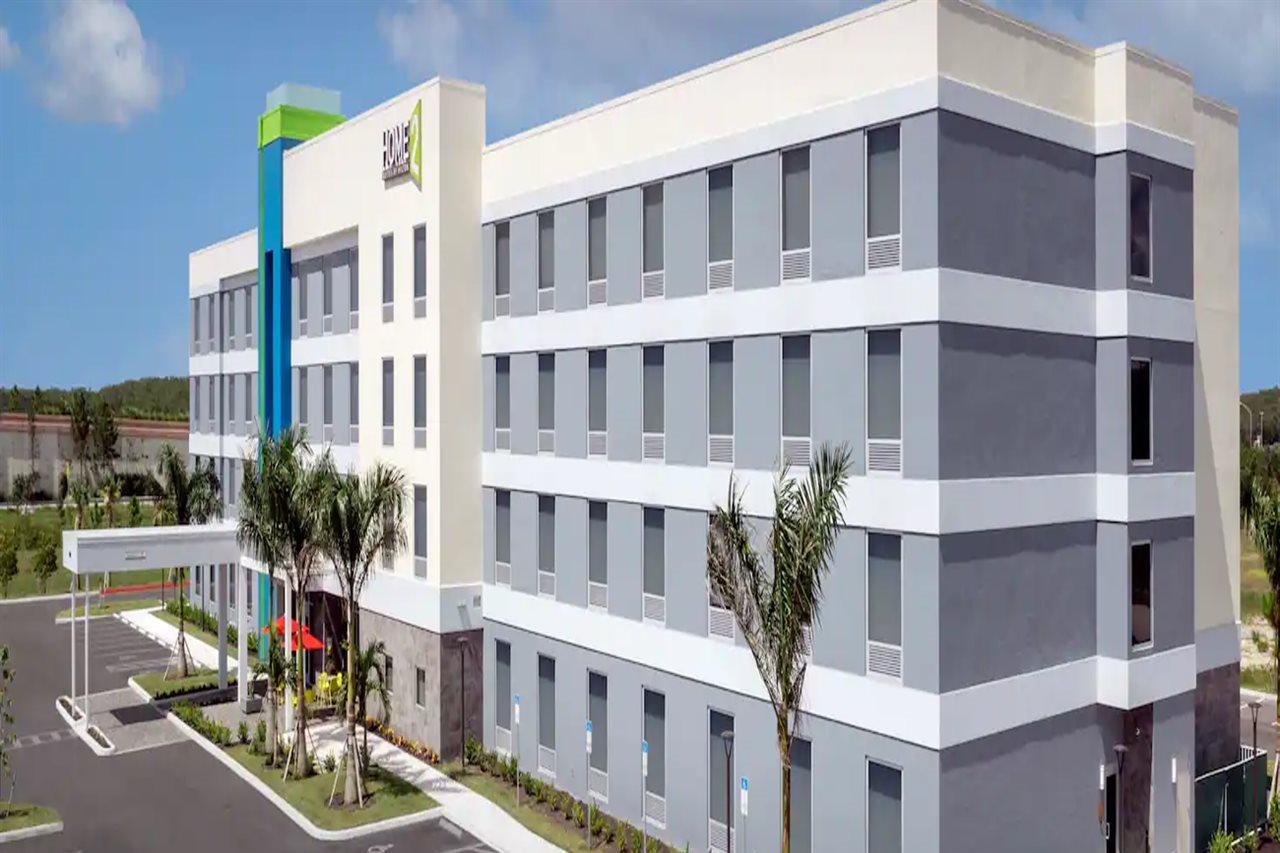 Home2 Suites By Hilton Fort Myers Airport Bagian luar foto