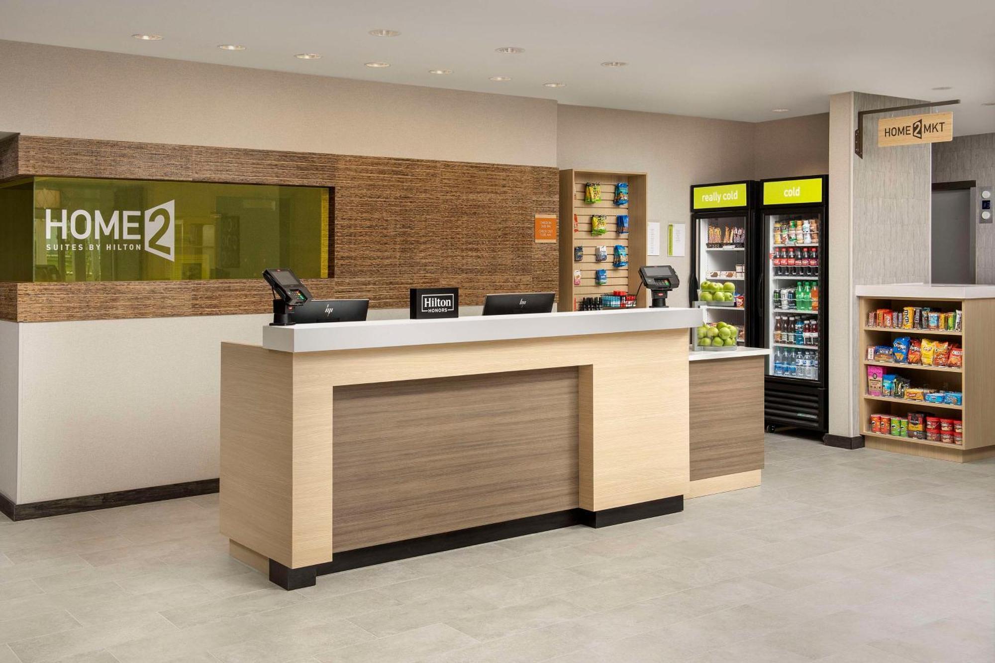 Home2 Suites By Hilton Fort Myers Airport Bagian luar foto