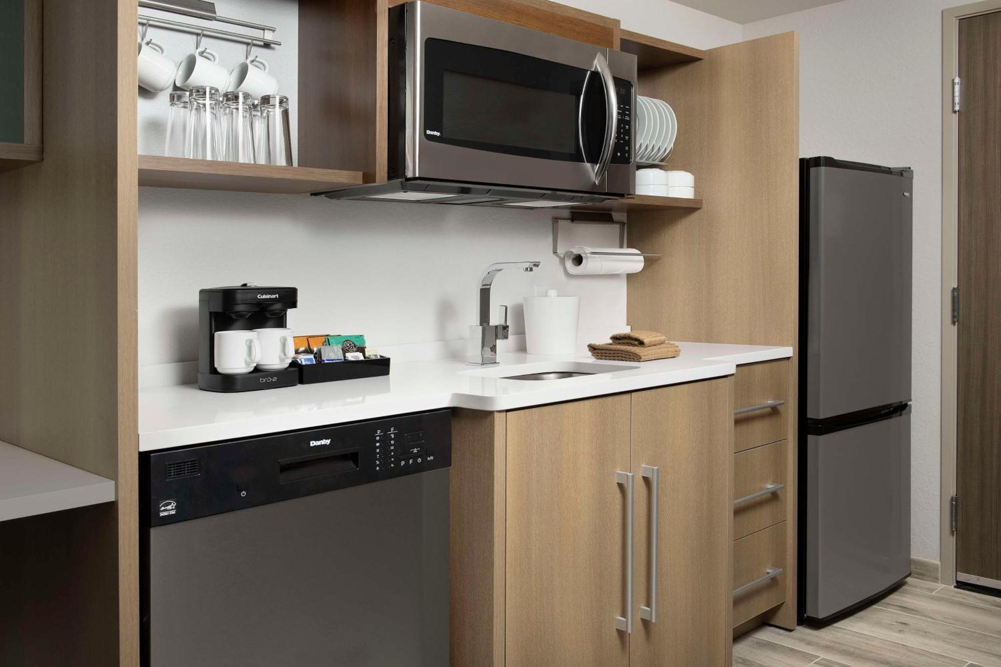 Home2 Suites By Hilton Fort Myers Airport Bagian luar foto