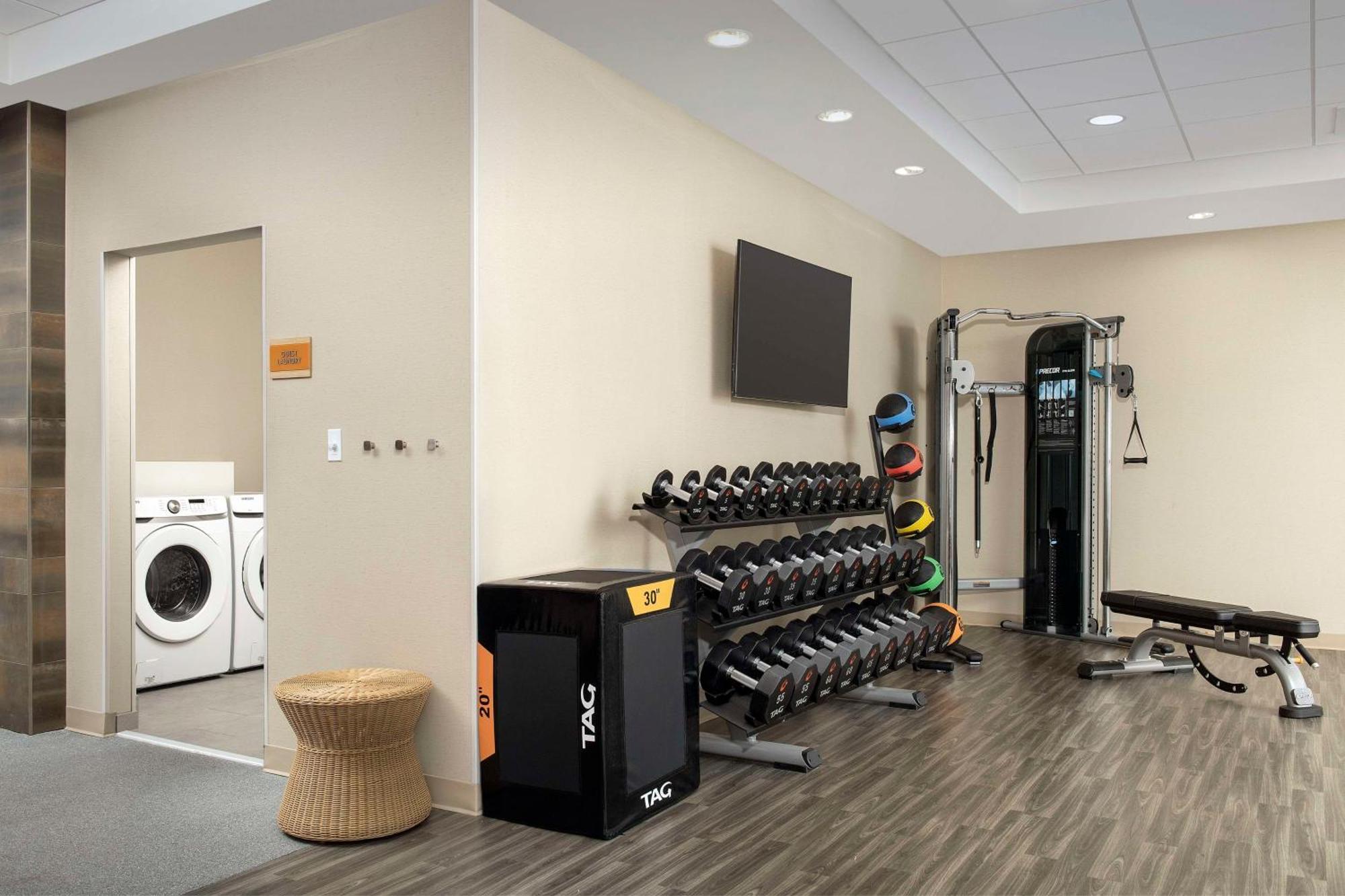 Home2 Suites By Hilton Fort Myers Airport Bagian luar foto